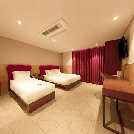 Capace Hotel Gangnam Сеул Экстерьер фото