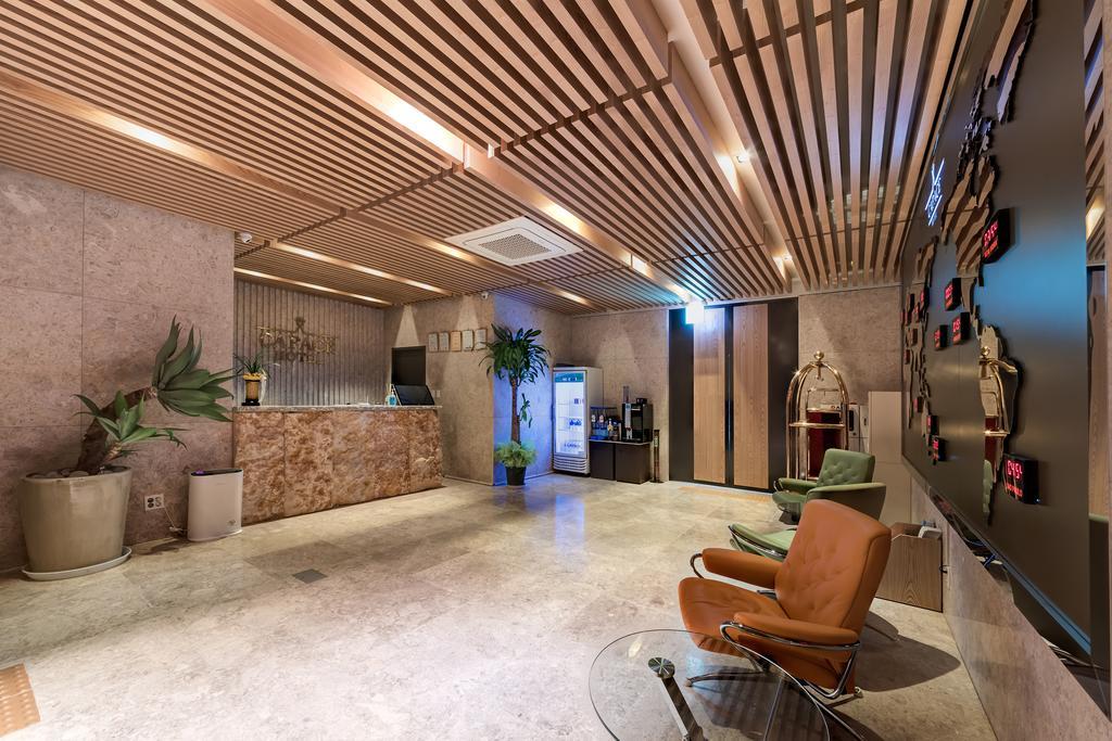 Capace Hotel Gangnam Сеул Экстерьер фото