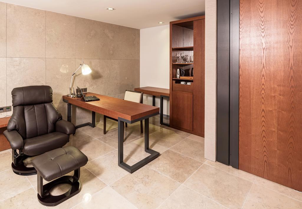 Capace Hotel Gangnam Сеул Экстерьер фото